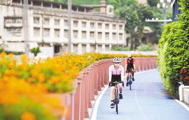 重庆推动高质量发展创造高品质生活纪事