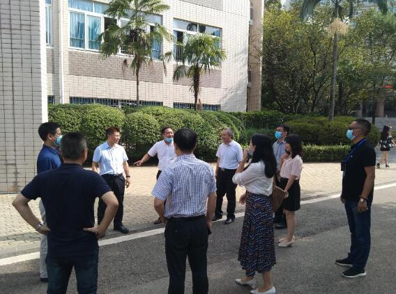 市教委督导组来我校督导检查秋季开学工作